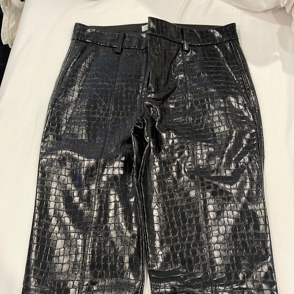ZARA BLACK LEATHER PANTS